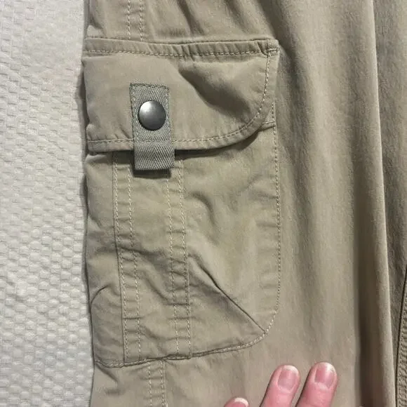 Kuhl Womens Hiking Pants Size 4 Regular Tan Cargo Roll Up Outdoor Utility Travel - Picture 4 of 10
